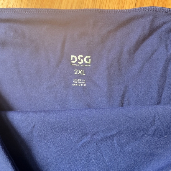 DSG Blue Athletic Shorts Performance Wear - Picture 5 of 6